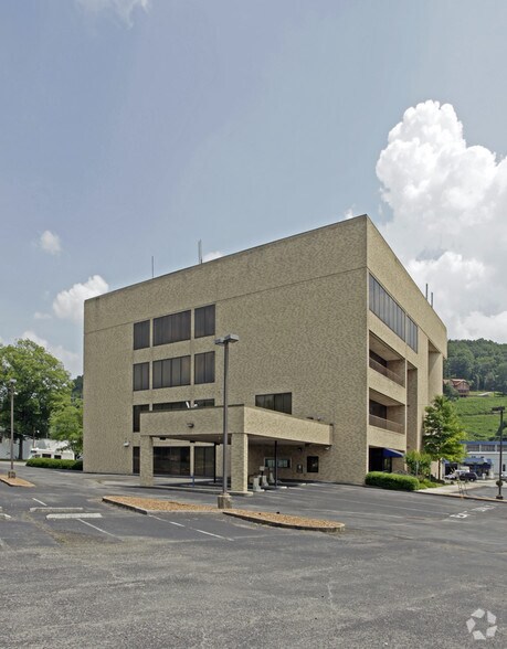More Photos Of 410 Chickamauga Ave, Rossville Office For Lease