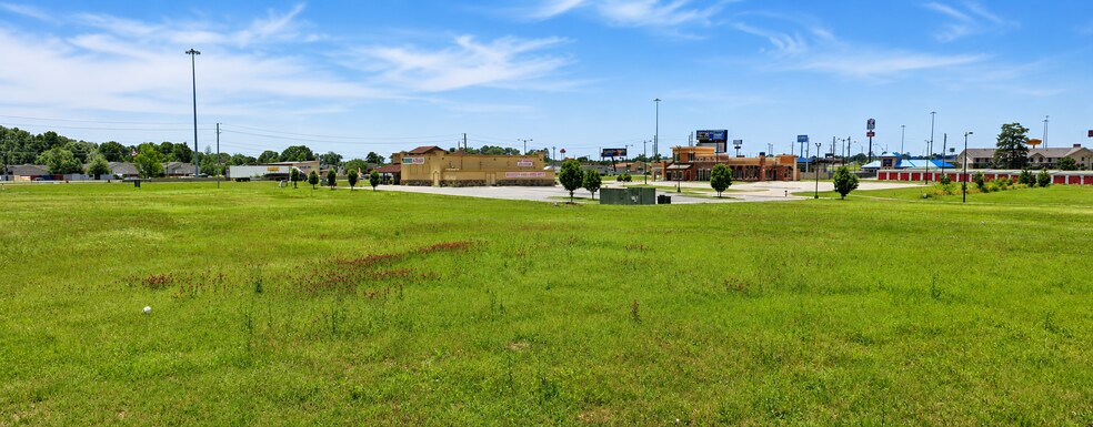 More Photos Of 5119 Crossroads Pkwy, Texarkana Land For Sale