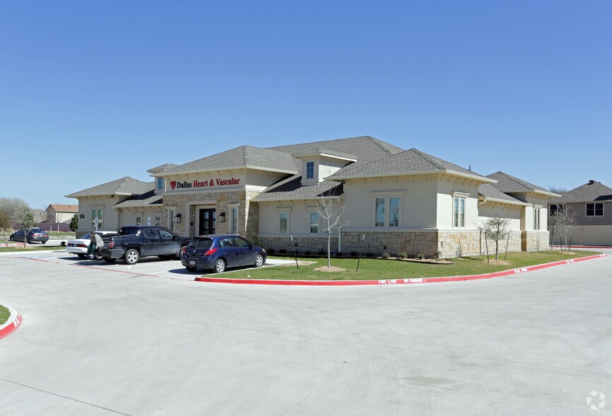 More Photos Of 916 E Highway 67, Duncanville Medical For Sale