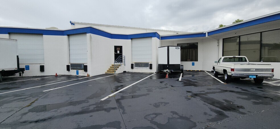 More Photos Of 3120-3131 E Riverside Dr, Fort Myers Flex For Sale