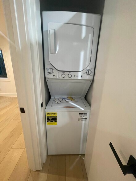 More Photos Of 19 Knoll Ln, Mill Valley Apartments For Sale