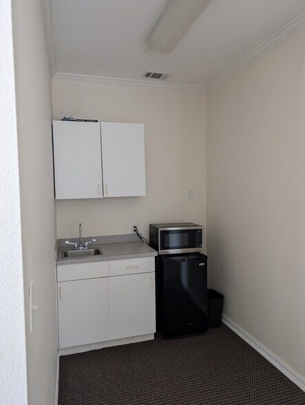 More Photos Of 309 W Eldorado Pky, Little Elm Office For Lease