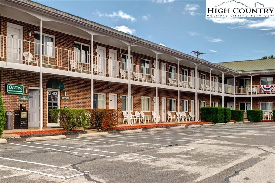 More Photos Of 341 N Main St, Sparta Hospitality For Sale