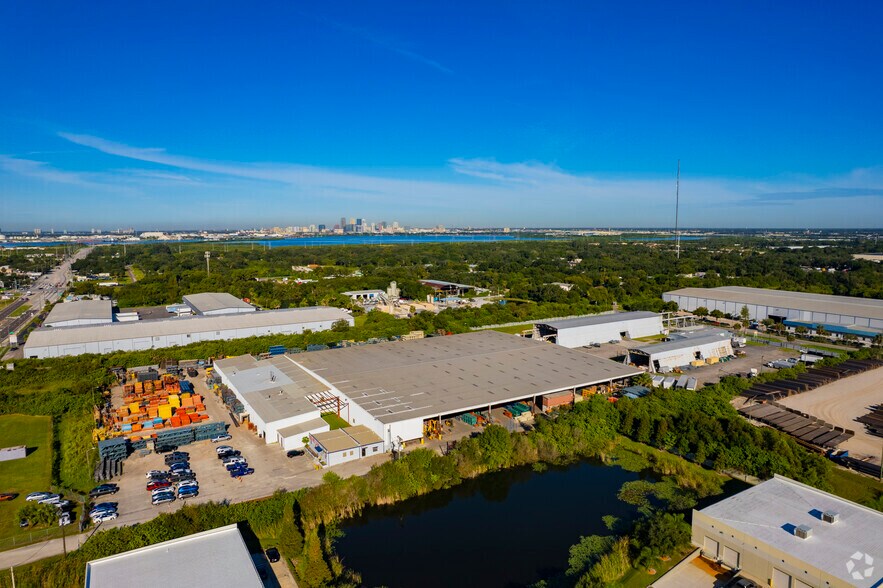 More Photos Of 5210 Causeway Blvd, Tampa Manufacturing For Lease