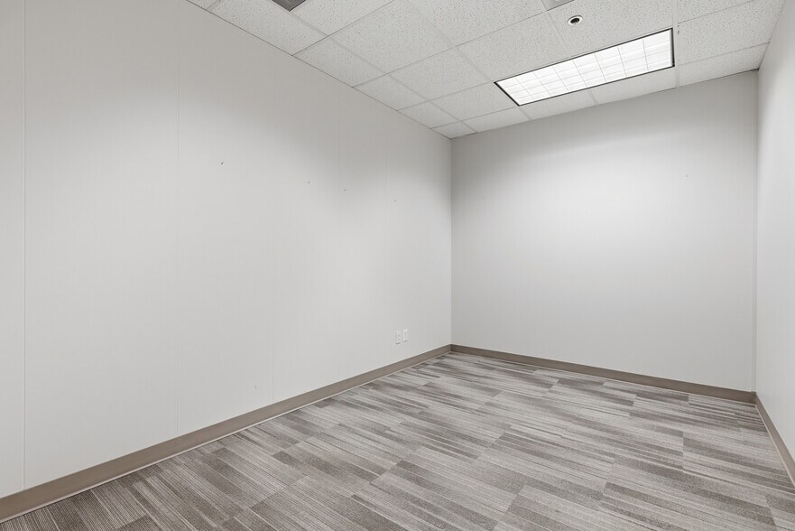 More Photos Of 6995 S Union Park Ctr, Midvale Office For Lease