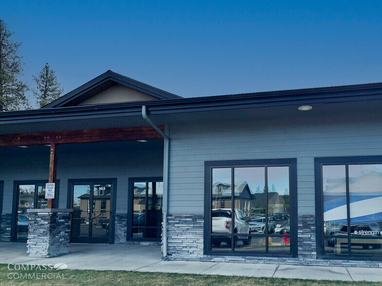 More Photos Of 155 SW Century Dr, Bend General Retail For Lease