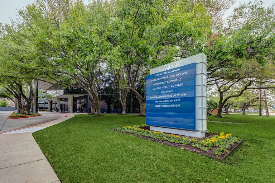 More Photos Of 1800 Bering Dr, Houston Office For Lease