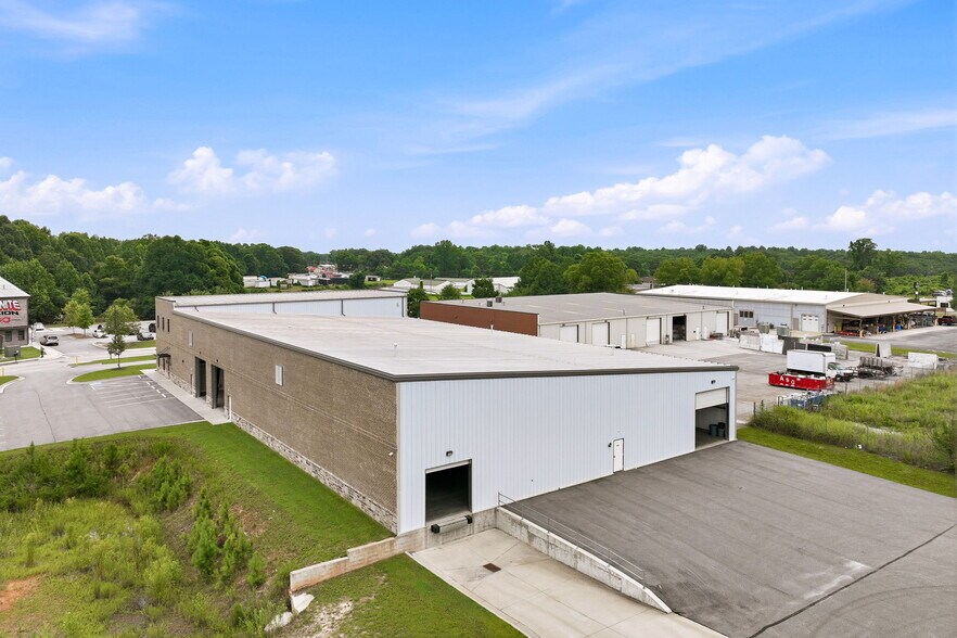 More Photos Of 3663 Southland Dr, Flowery Branch Warehouse For Sale