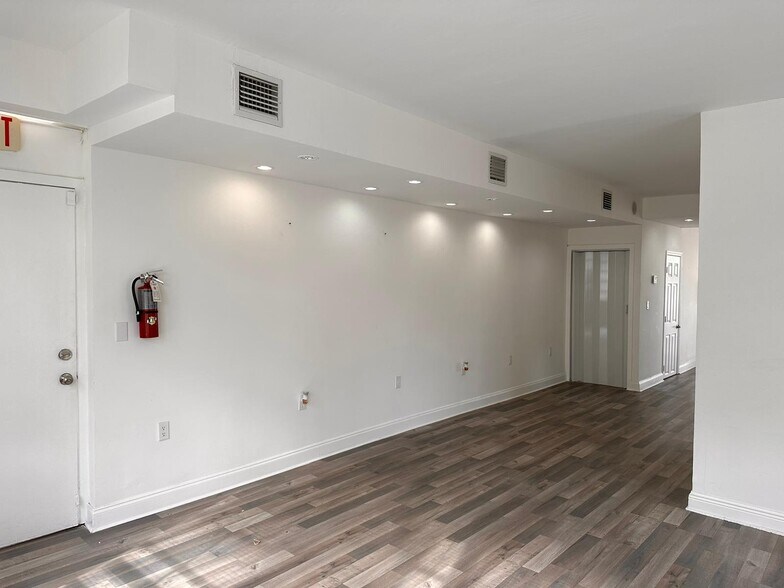 More Photos Of 901 Pennsylvania Ave, Miami Beach Apartments For Sale