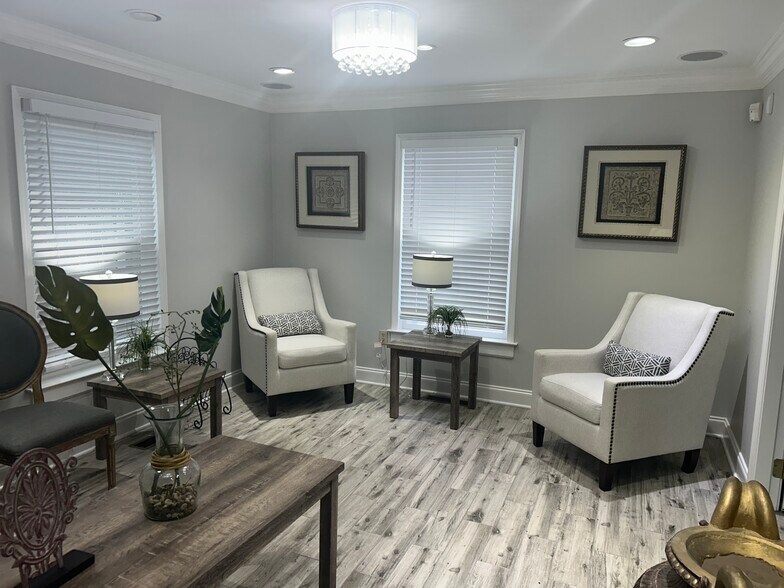 More Photos Of 3525 Holcomb Bridge Rd, Peachtree Corners Office Residential For Lease