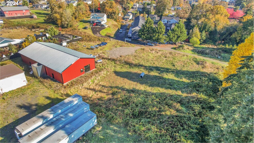 More Photos Of 100 Running Dogs Ln, Saint Helens Specialty For Sale