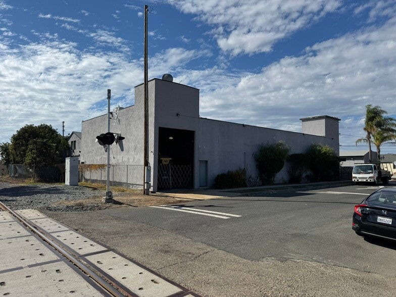 More Photos Of 1744 W 166th St, Gardena Manufacturing For Sale