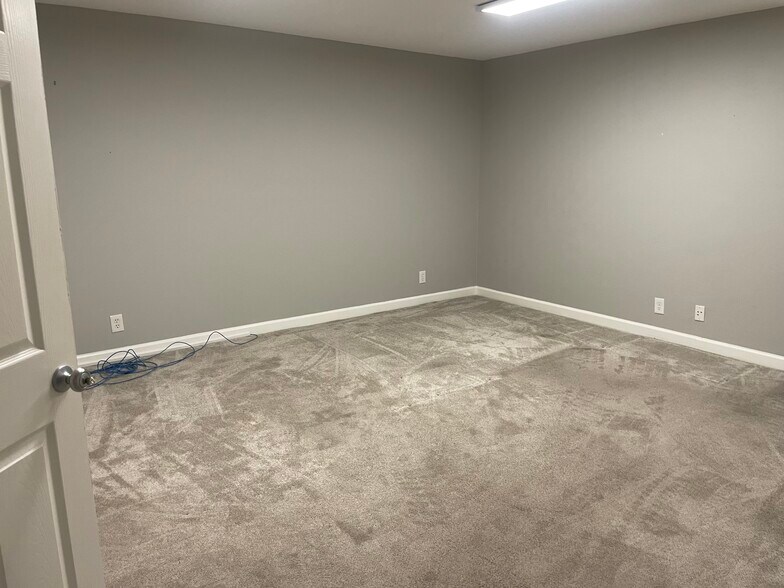 More Photos Of 7303 Blanco Rd, San Antonio Office For Lease
