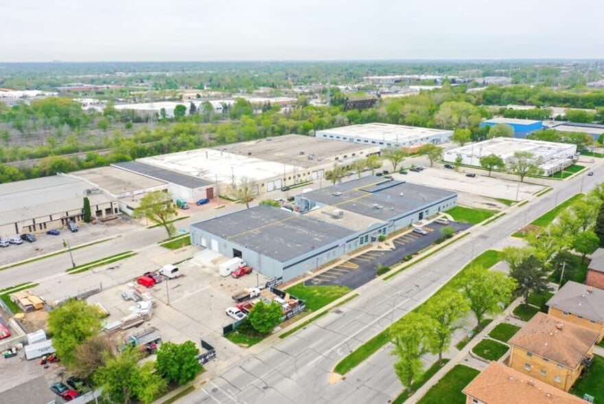 More Photos Of 5501 W Mill Rd, Milwaukee Manufacturing For Lease