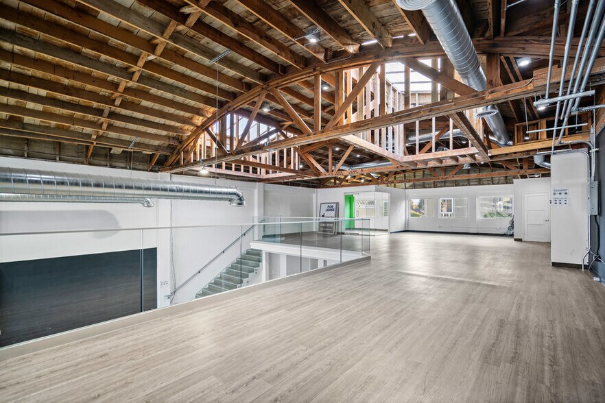 More Photos Of 1802-1808 El Camino Real, Redwood City General Retail For Lease