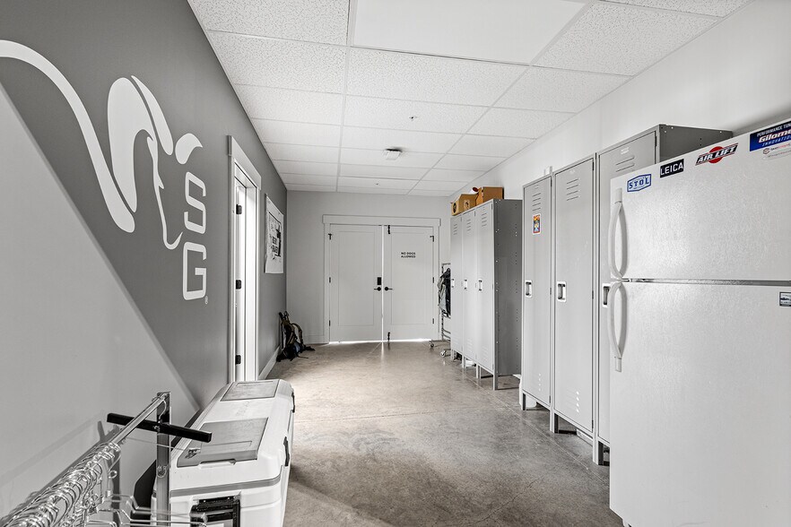 More Photos Of 165 All West Trl, Bozeman General Retail For Lease