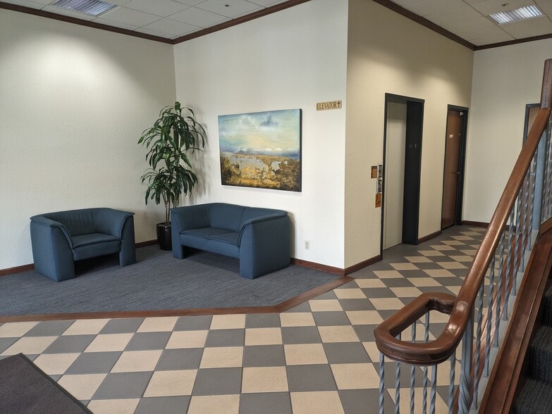 More Photos Of 133 Mission St, Santa Cruz Medical For Lease