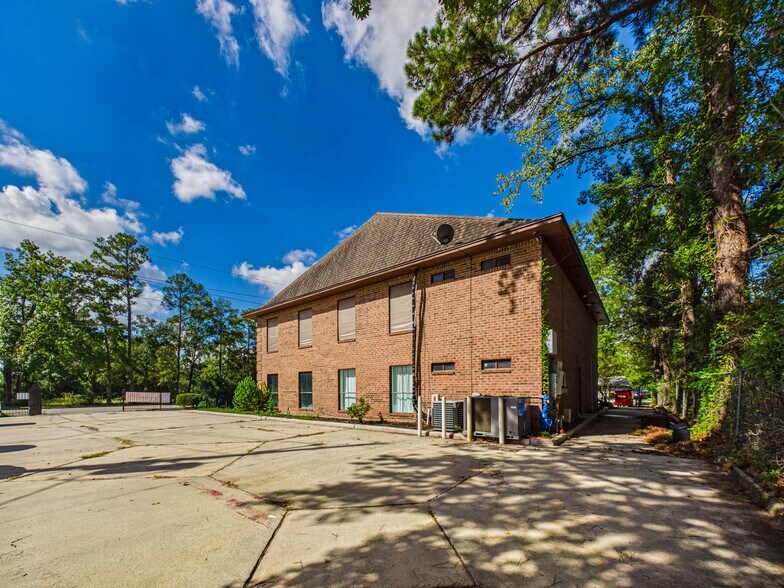 More Photos Of 25222 Glen Loch Dr, Spring Coworking Space