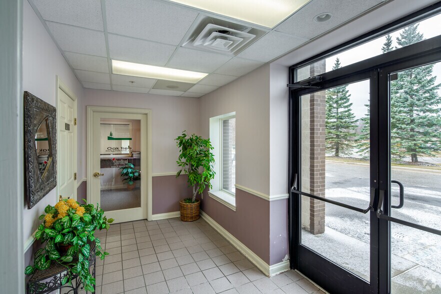 More Photos Of 4205 Charlar Dr, Holt Loft Creative Space For Sale