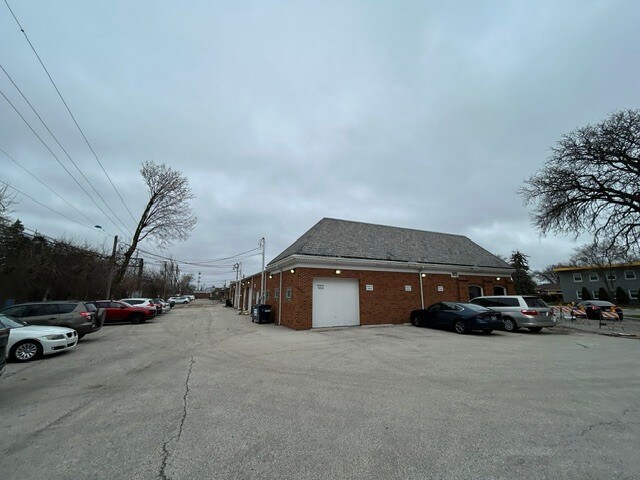 More Photos Of 776-784 Busse Hwy, Park Ridge Office Residential For Sale