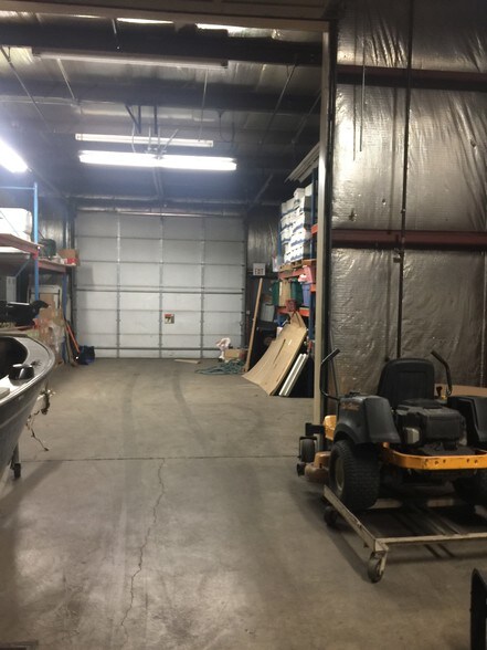 More Photos Of 785 20th St, Newport Warehouse For Lease