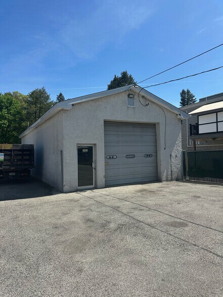 More Photos Of 1512 Bethlehem Pike, Flourtown Light Distribution For Lease