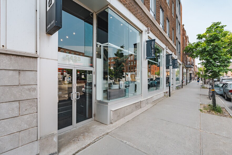 More Photos Of 5428 Boul Saint-Laurent, Montréal Apartments For Sale