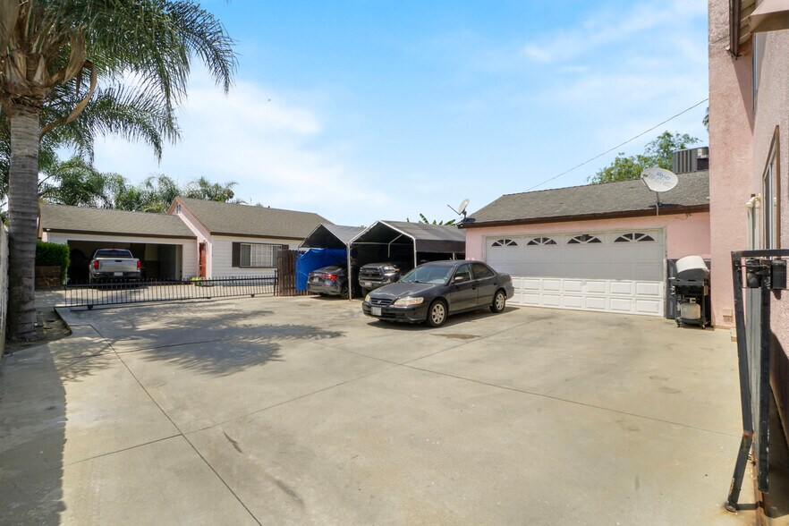More Photos Of 8118 Alameda St, Downey Apartments For Sale