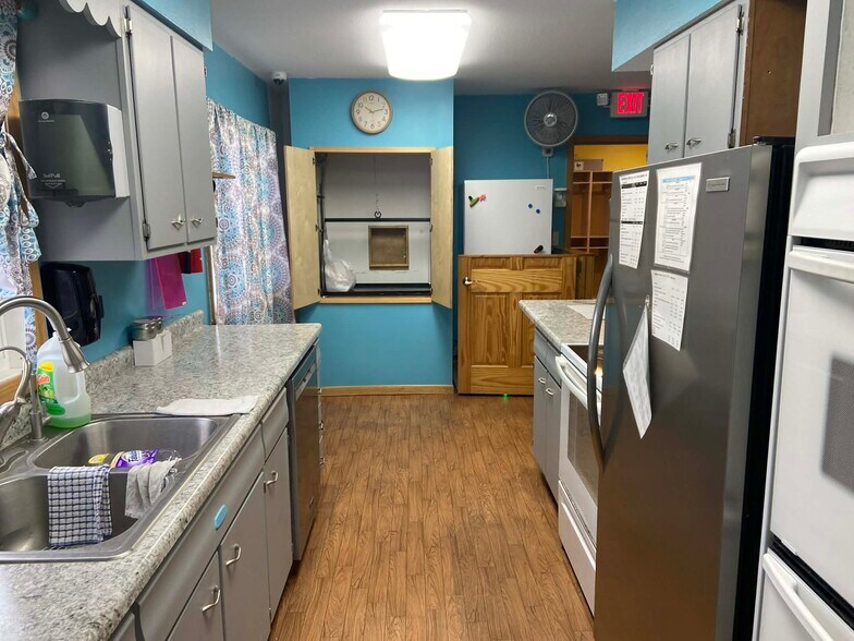 More Photos Of 834 Truman St, Winner Daycare Center For Sale