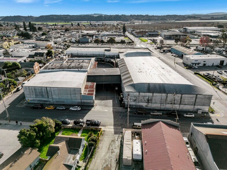 More Photos Of 114 Walker St, Watsonville Refrigeration Cold Storage For Lease