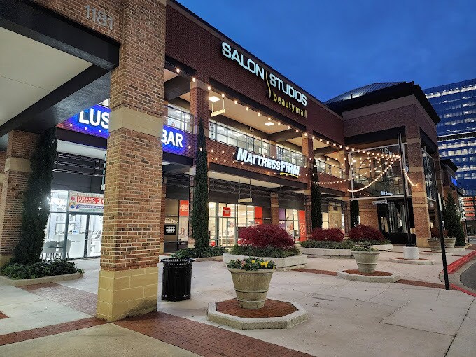 More Photos Of 1121-1181 Hammond Dr NE, Atlanta Storefront Retail Office For Lease