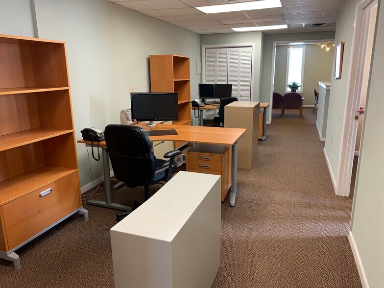 More Photos Of 569 Boston Post Rd, Orange Office For Lease