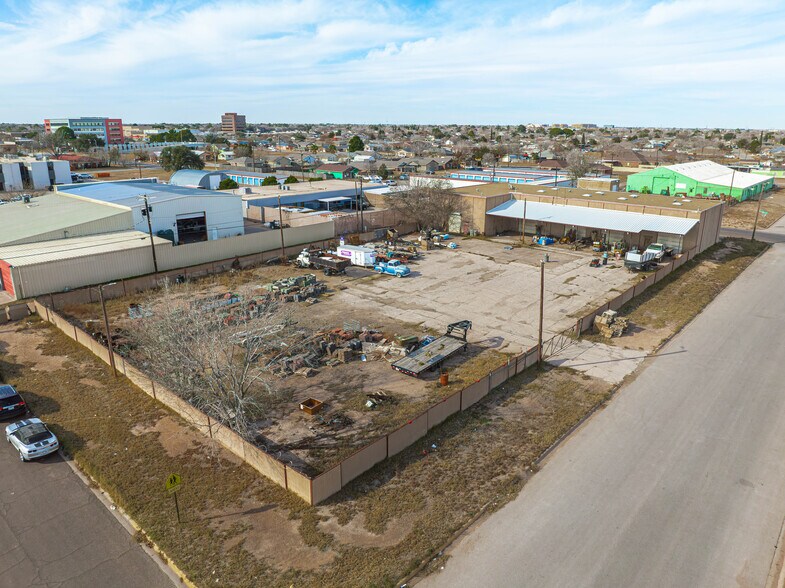 More Photos Of 308 E Louisiana Ave, Midland Light Manufacturing For Sale