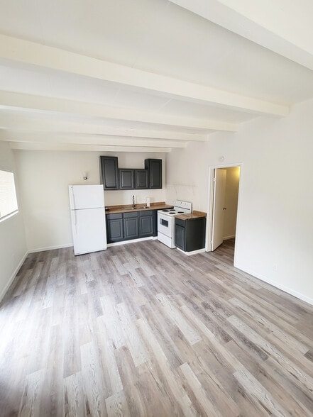 More Photos Of 2105-2125 Donna St 811 & 813 Judson ave, North Las Vegas Apartments For Sale