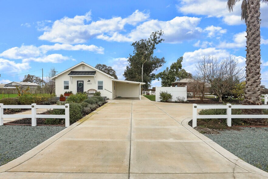 More Photos Of 20325 N Ray Rd, Lodi Land For Sale