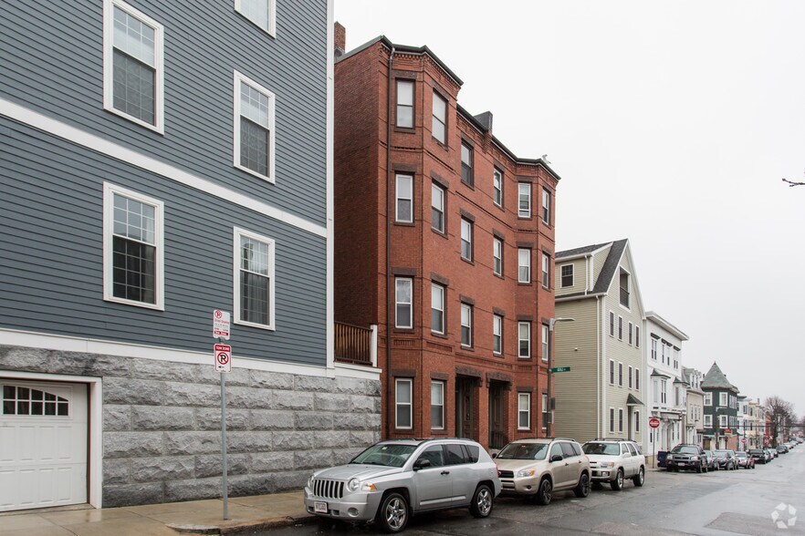 More Photos Of 291-293 E St, Boston Apartments For Sale