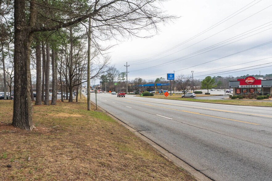 More Photos Of 6182 Lee Hwy, Chattanooga Land For Sale
