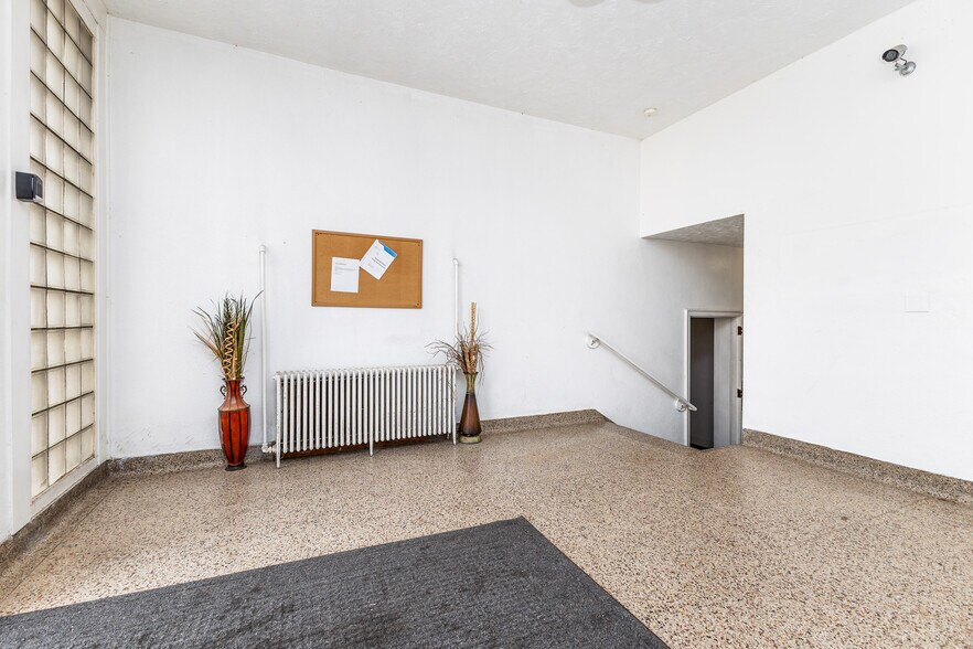 More Photos Of 2535 Central Ave, Dubuque Apartments For Sale