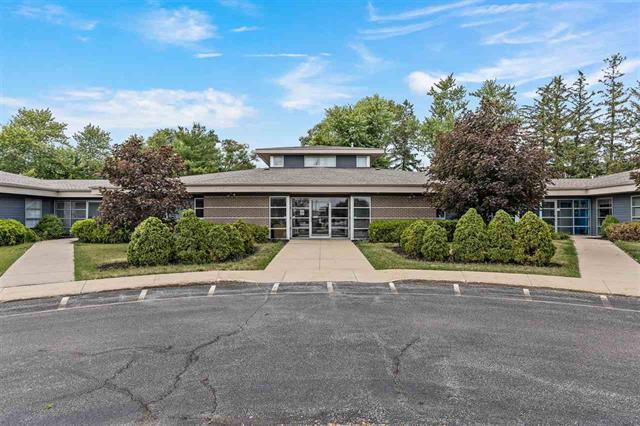 More Photos Of 1 Quail Creek Cir, North Liberty Medical For Lease