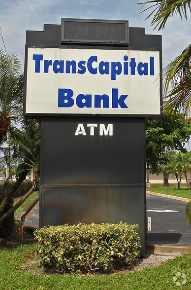 More Photos Of 5061 W Atlantic Ave, Delray Beach Freestanding For Lease