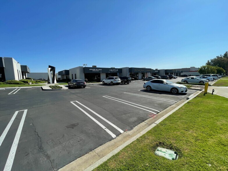 More Photos Of 2800-2824 E Imperial Hwy, Brea Unknown For Lease