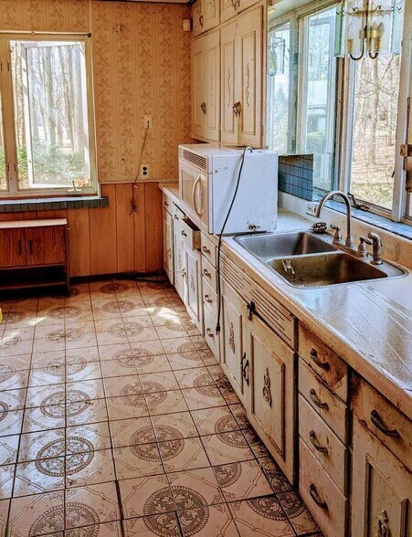 More Photos Of 6681 6 Mile Rd, Northville Multifamily For Sale