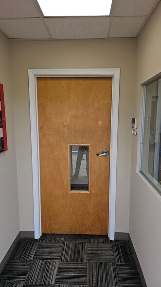 More Photos Of 7131 Rising Sun Ave, Philadelphia Office For Lease