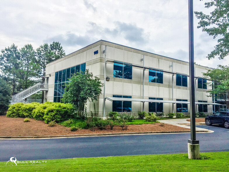 Primary Photo Of 145 Nobel Ct, Alpharetta Office Residential For Lease