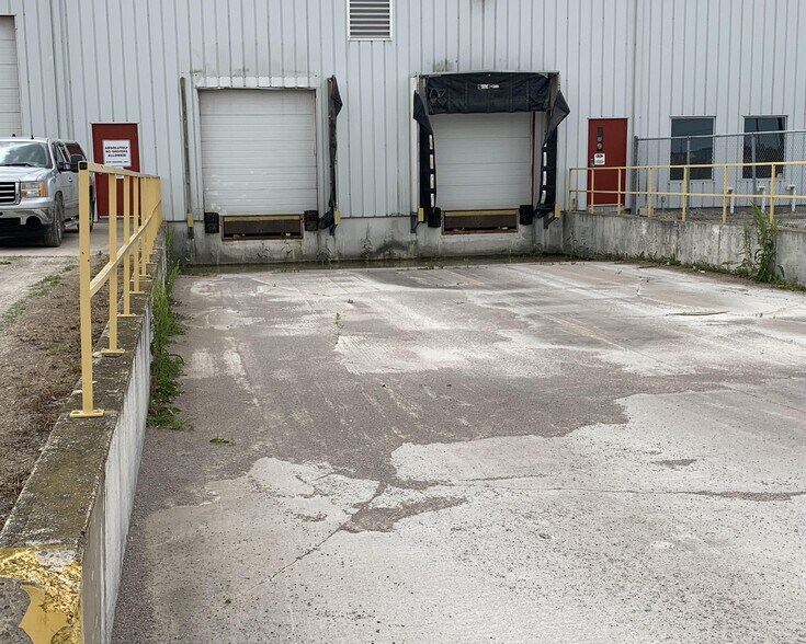 More Photos Of 775 Gillard St, Wallaceburg Industrial For Sale