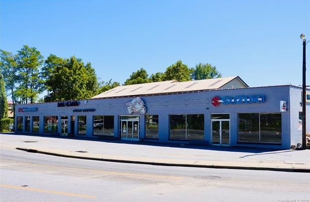 Primary Photo Of 312 Kanuga Rd, Hendersonville Auto Dealership For Lease