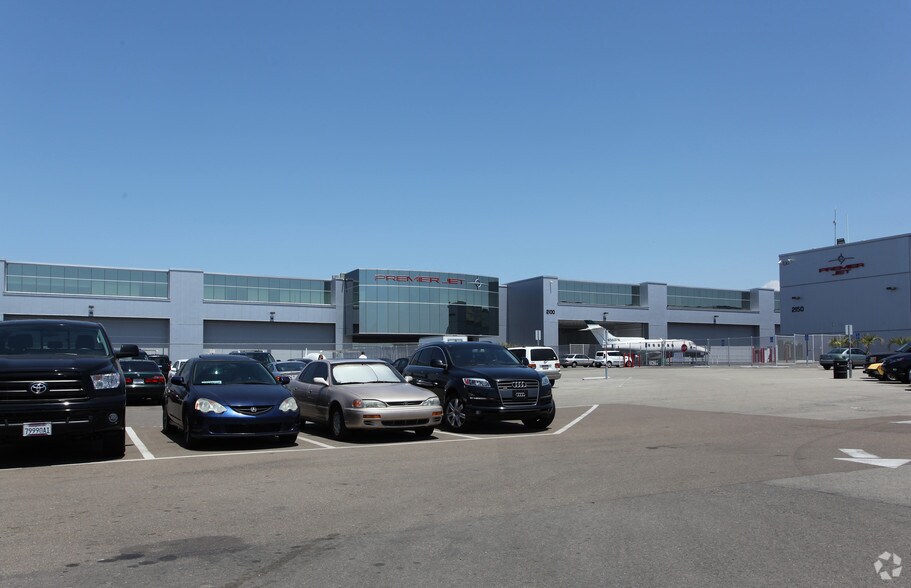 More Photos Of 2100 Palomar Airport Rd, Carlsbad Airplane Hangar For Sale