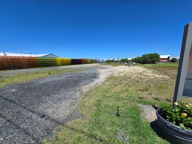 More Photos Of 709 W Main St, Crisfield General Retail For Sale