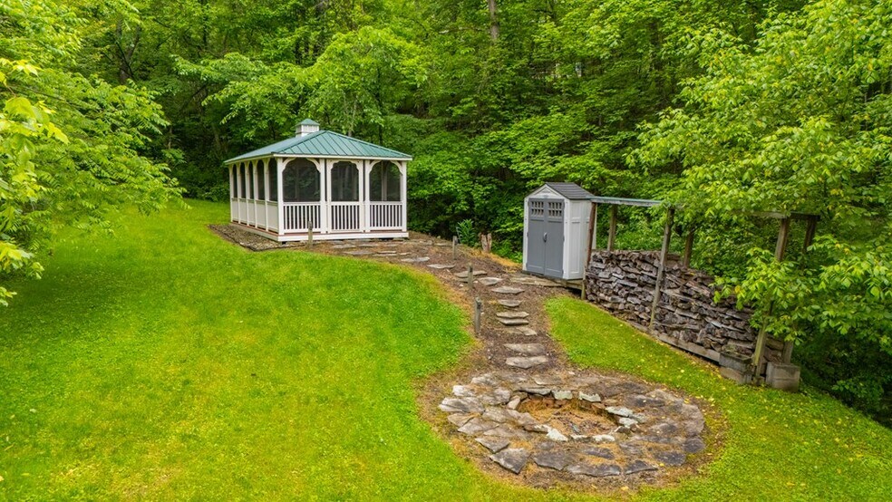 More Photos Of 1260 Dixons Run Rd, Triadelphia Warehouse For Sale