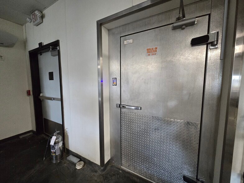 More Photos Of 200 Green Way, Keystone Heights Fast Food For Sale